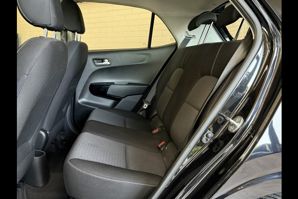 Kia Picanto 1.0 DPi DynamicLine Navi | Airco | Cruise control | Camera | Carplay | LM-velgen | Keurig onderhouden!
