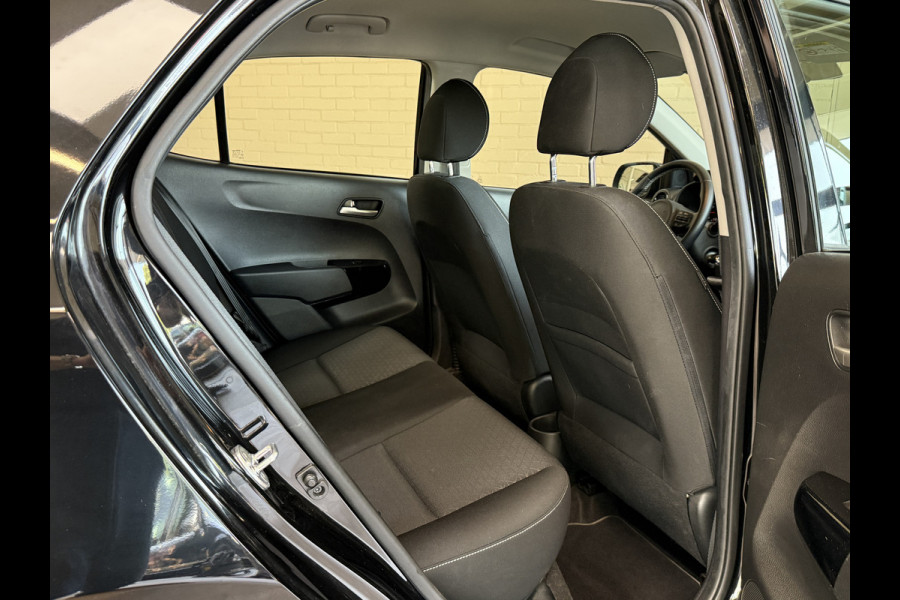 Kia Picanto 1.0 DPi DynamicLine Navi | Airco | Cruise control | Camera | Carplay | LM-velgen | Keurig onderhouden!
