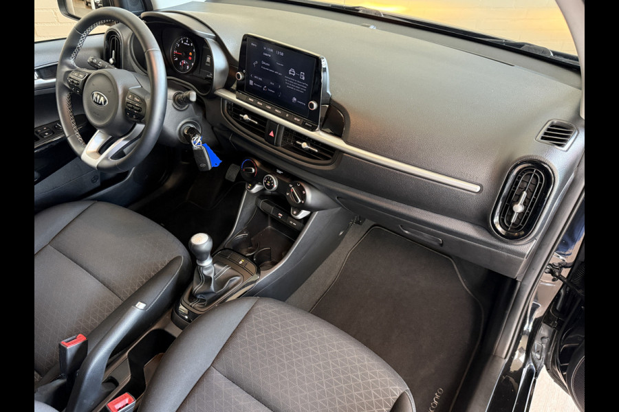 Kia Picanto 1.0 DPi DynamicLine Navi | Airco | Cruise control | Camera | Carplay | LM-velgen | Keurig onderhouden!