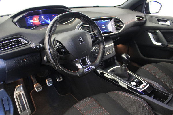 Peugeot 308 SW 1.2 PureTech GT-line |Pano|Camera|Trekhaak|