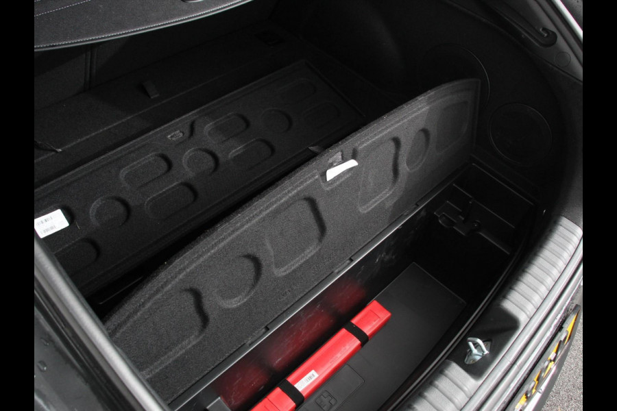 Kia ProCeed 1.6 T-GDi 204pk Automaat GT Navigatie Apple Carplay/Android Auto Parkeersensoren Camera Adaptive Cruise Control Stoel- en stuurverwarming Elektrische achterklep Keyless Entry/Start Ledverlichting Virtual Cockpit