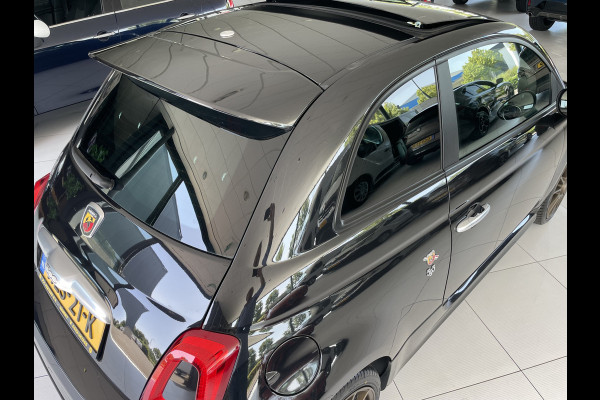 Abarth 500 1.4 T-Jet 595 70th Anniversary Airco - Parkeersensoren achter - Sportstoelen - Schuif/ kanteldak - Multifunctioneel stuurwiel -  licht metalen velgen - Mistlampen