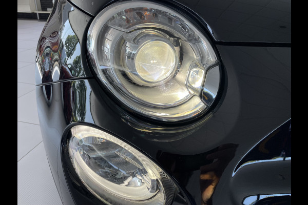 Abarth 500 1.4 T-Jet 595 70th Anniversary Airco - Parkeersensoren achter - Sportstoelen - Schuif/ kanteldak - Multifunctioneel stuurwiel -  licht metalen velgen - Mistlampen