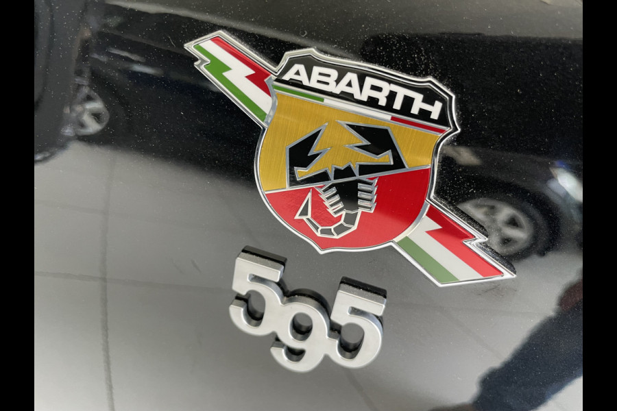 Abarth 500 1.4 T-Jet 595 70th Anniversary Airco - Parkeersensoren achter - Sportstoelen - Schuif/ kanteldak - Multifunctioneel stuurwiel -  licht metalen velgen - Mistlampen