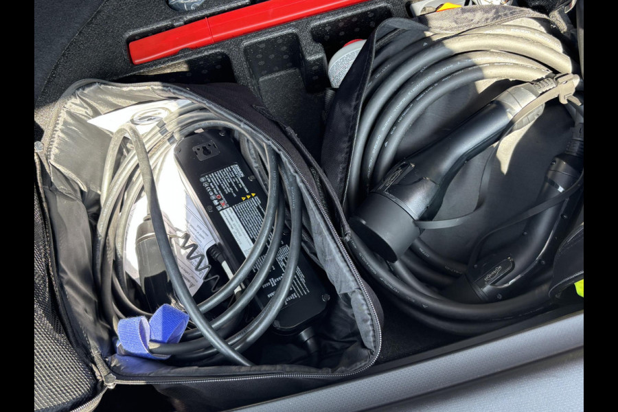 BYD ATTO 3 Design 60 kwh COMPLETE AUTO | RIJKLAAR INCL. FABR. GARANTIE T/M 2029 | AANDRIJFLIJN EN ACCU ZELFS T/M 2031