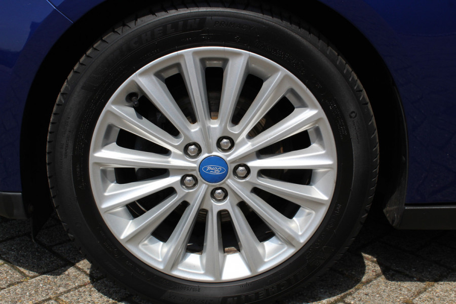 Ford FOCUS Wagon 1.5 TDCI Titanium Winter Pack, Cruise Control, Climate Control, Camera