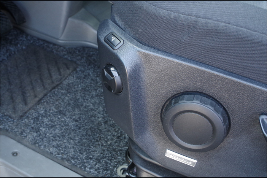 Volkswagen Crafter 30 2.0 TDI L3H2 Highline > 177pk/Dubbele schuifdeur/automaat/camera/comfort stoel...