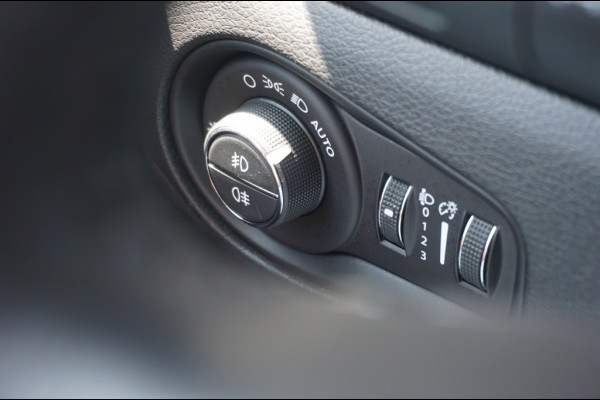 Jeep Renegade 130PK e-Hybrid S AUTOMAAT ADAPTIVE | WINTERPACK | CARPLAY!