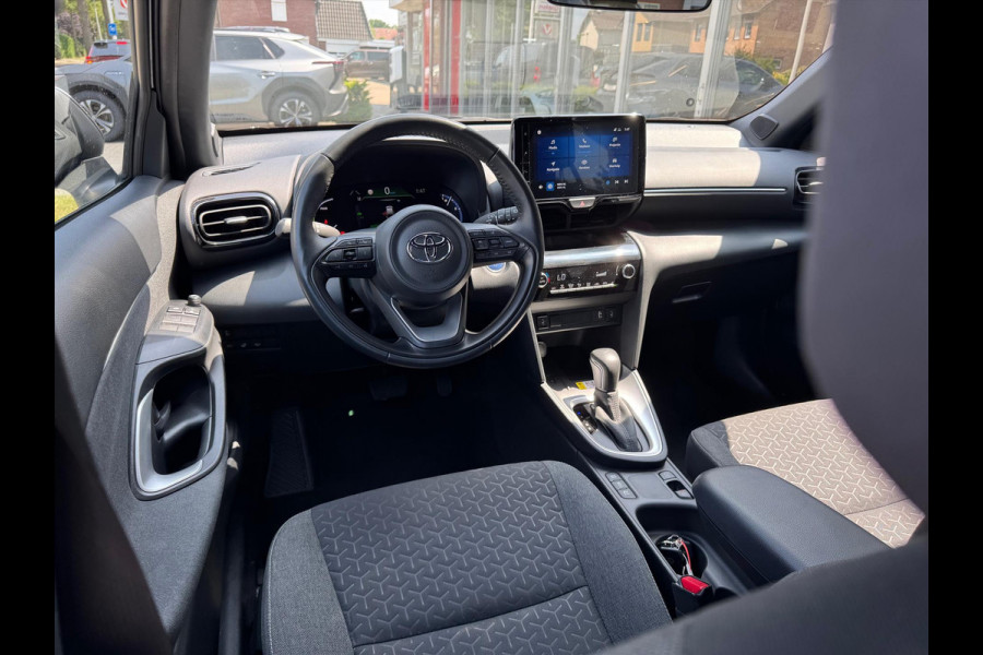Toyota Yaris Cross 1.5 Hybrid Dynamic Plus | Smart connect, Stoel + Stuurverwarming, Keyless, Parkeercamera, DAB, LED