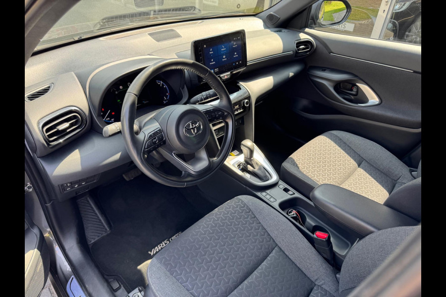 Toyota Yaris Cross 1.5 Hybrid Dynamic Plus | Smart connect, Stoel + Stuurverwarming, Keyless, Parkeercamera, DAB, LED