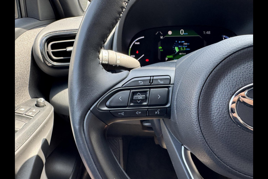 Toyota Yaris Cross 1.5 Hybrid Dynamic Plus | Smart connect, Stoel + Stuurverwarming, Keyless, Parkeercamera, DAB, LED