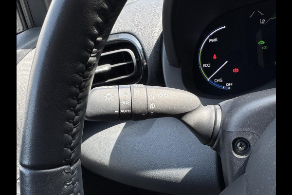 Toyota Yaris Cross 1.5 Hybrid Dynamic Plus | Smart connect, Stoel + Stuurverwarming, Keyless, Parkeercamera, DAB, LED