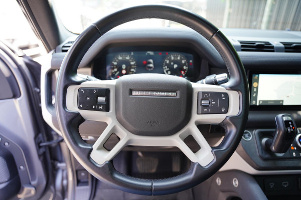 Land Rover Defender 90 P300 X-Dynamic HSE