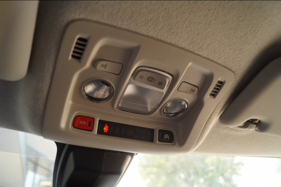 Citroën C3 1.2 PureTech Feel Edition -NAVI-ECC-PDC-
