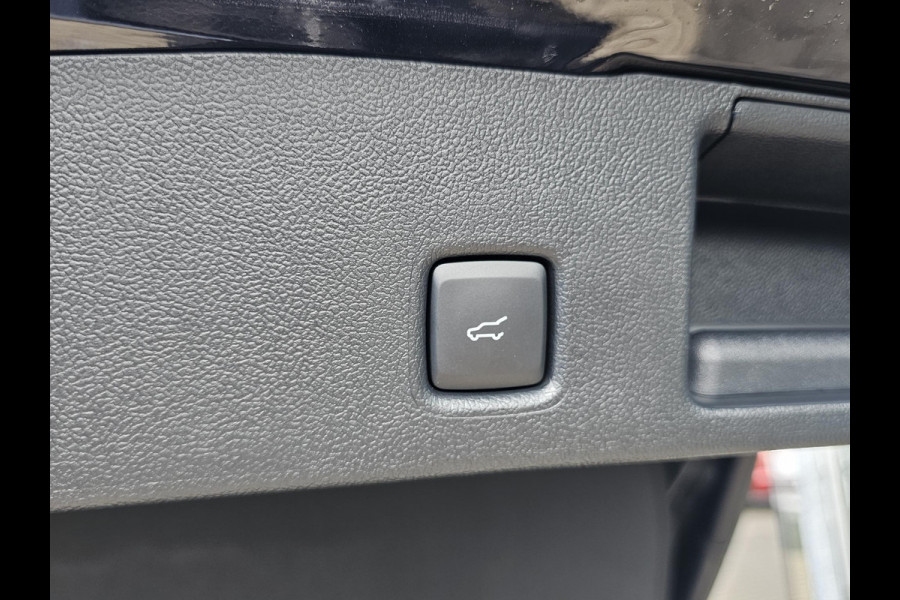 Ford Kuga 2.5 PHEV ST-Line X | Panoramadak | Winter Pack | Wegklapbare trekhaak | 19 inch lichtmetalen velgen | Technology Pack | Agate Black