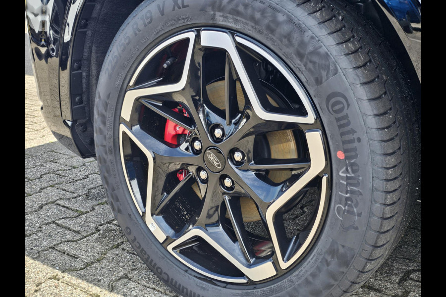 Ford Kuga 2.5 PHEV ST-Line X | Panoramadak | Winter Pack | Wegklapbare trekhaak | 19 inch lichtmetalen velgen | Technology Pack | Agate Black