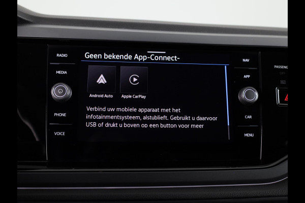Volkswagen Polo 1.0 TSI R-Line 95 pk Automaat (DSG) | Verlengde garantie | Navigatie via App | Parkeersensoren | Adaptieve cruise control | R-Line |