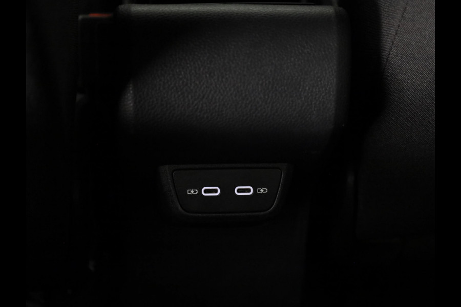 Volkswagen Polo 1.0 TSI R-Line 95 pk Automaat (DSG) | Verlengde garantie | Navigatie via App | Parkeersensoren | Adaptieve cruise control | R-Line |