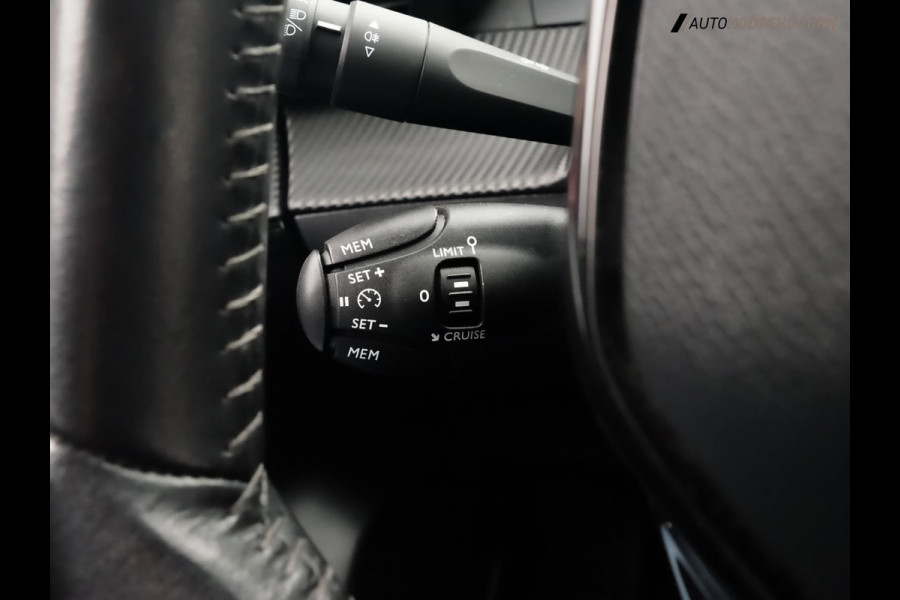 Peugeot 208 1.2 PureTech Sport (APPLE CARPLAY,NAVIGATIE,LED VERLICHTING,PARKEERSENSOR,SPORTSTOELEN,CRUISE,NIEUWE APK,TOPCONDITIE)