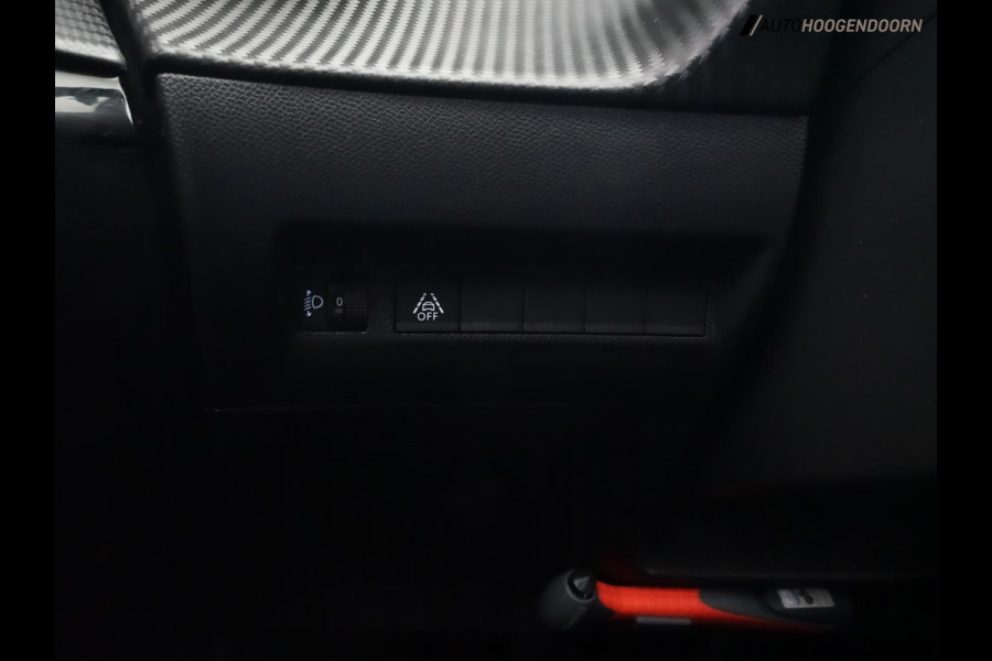 Peugeot 208 1.2 PureTech Sport (APPLE CARPLAY,NAVIGATIE,LED VERLICHTING,PARKEERSENSOR,SPORTSTOELEN,CRUISE,NIEUWE APK,TOPCONDITIE)