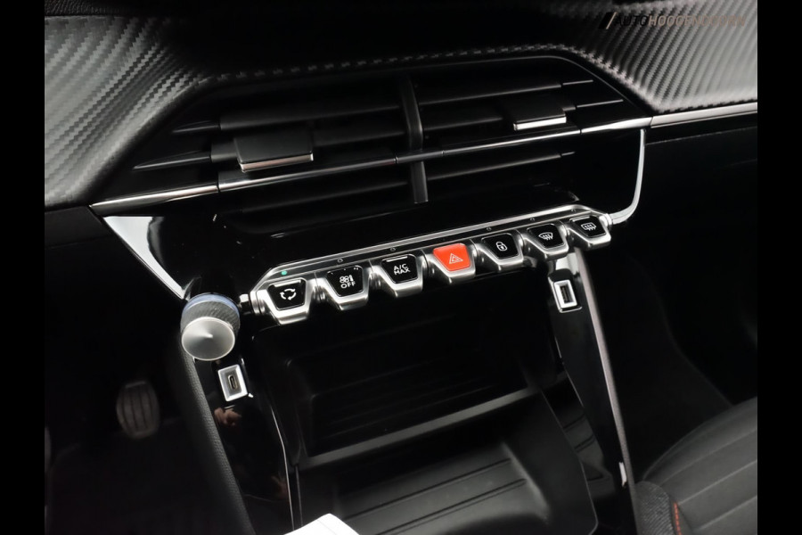Peugeot 208 1.2 PureTech Sport (APPLE CARPLAY,NAVIGATIE,LED VERLICHTING,PARKEERSENSOR,SPORTSTOELEN,CRUISE,NIEUWE APK,TOPCONDITIE)