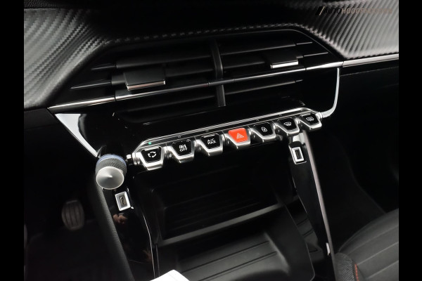 Peugeot 208 1.2 PureTech Sport (APPLE CARPLAY,NAVIGATIE,LED VERLICHTING,PARKEERSENSOR,SPORTSTOELEN,CRUISE,NIEUWE APK,TOPCONDITIE)