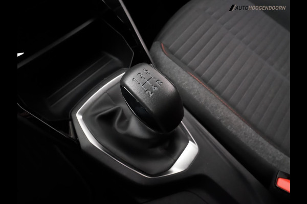 Peugeot 208 1.2 PureTech Sport (APPLE CARPLAY,NAVIGATIE,LED VERLICHTING,PARKEERSENSOR,SPORTSTOELEN,CRUISE,NIEUWE APK,TOPCONDITIE)