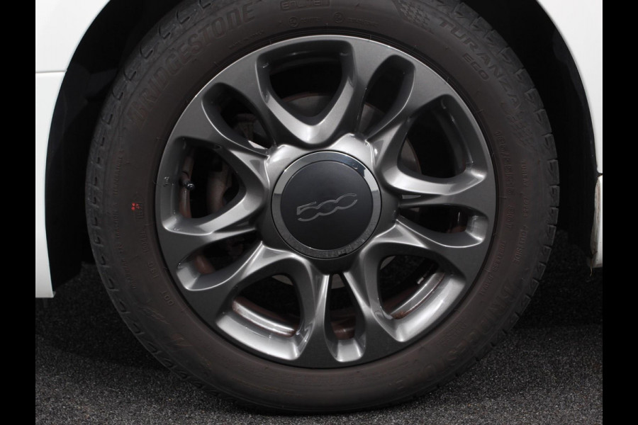 Fiat 500 1.0 Hybrid Sport Climate control Cruise control Lichtmetalen velgen Groot scherm Sportstoelen
