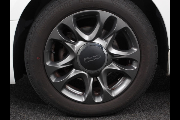 Fiat 500 1.0 Hybrid Sport Climate control Cruise control Lichtmetalen velgen Groot scherm Sportstoelen