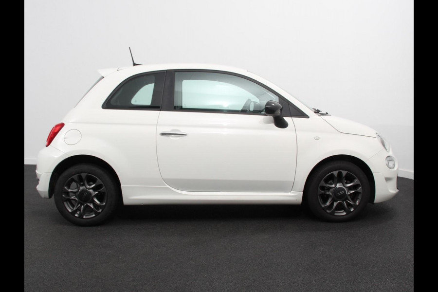 Fiat 500 1.0 Hybrid Sport Climate control Cruise control Lichtmetalen velgen Groot scherm Sportstoelen