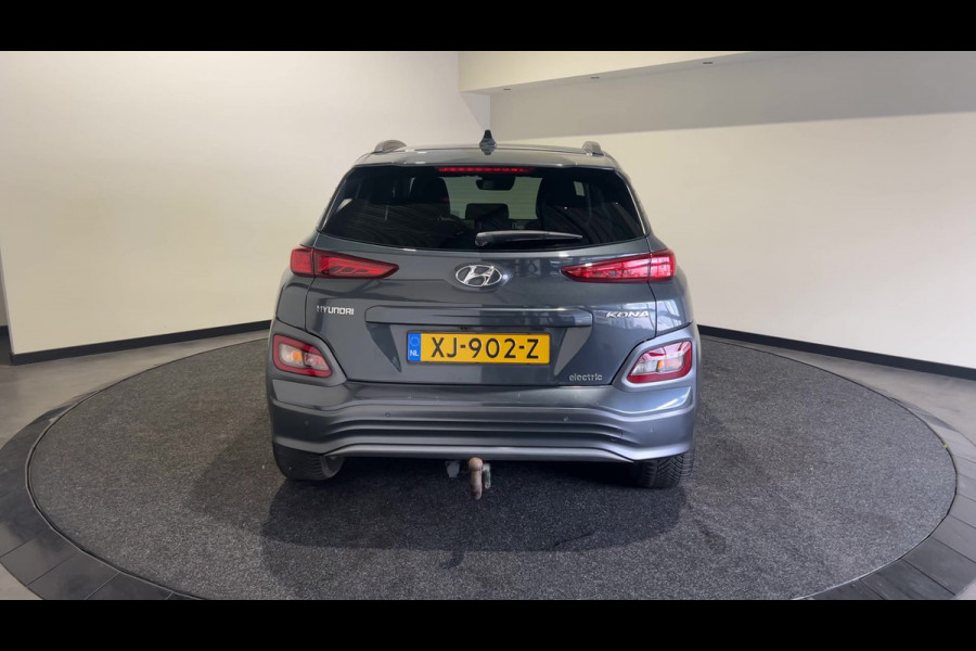 Hyundai Kona EV Premium 64 kWh | Warmtepomp | Verwarmde en geventileerde stoelen