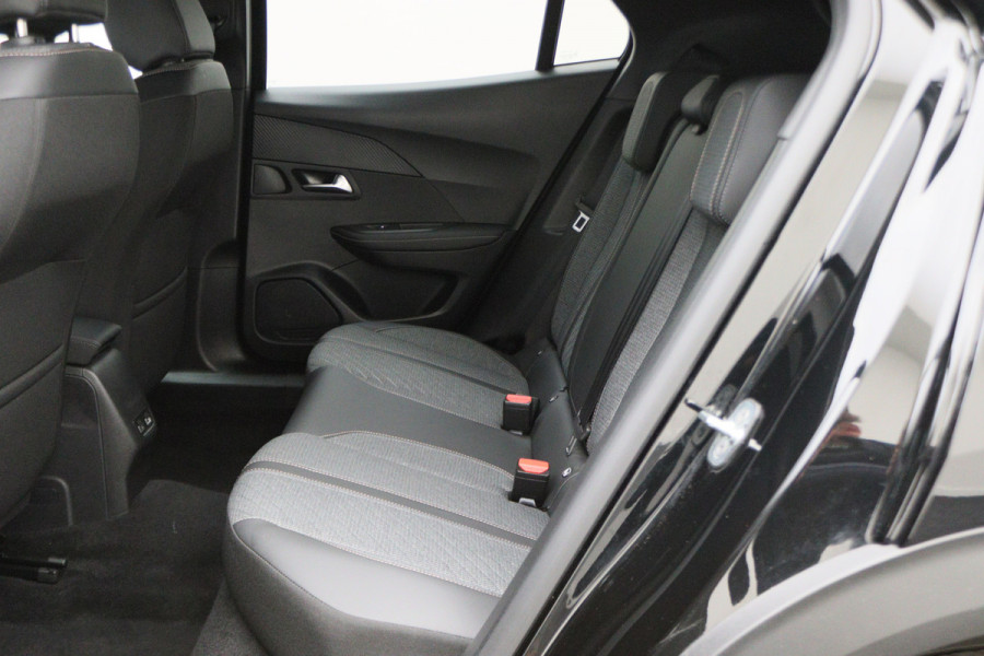 Peugeot 2008 1.2 Hybrid 136 Allure Climate, ACC, Camera Voor & Achter, Apple Carplay, LED, PDC, 17''