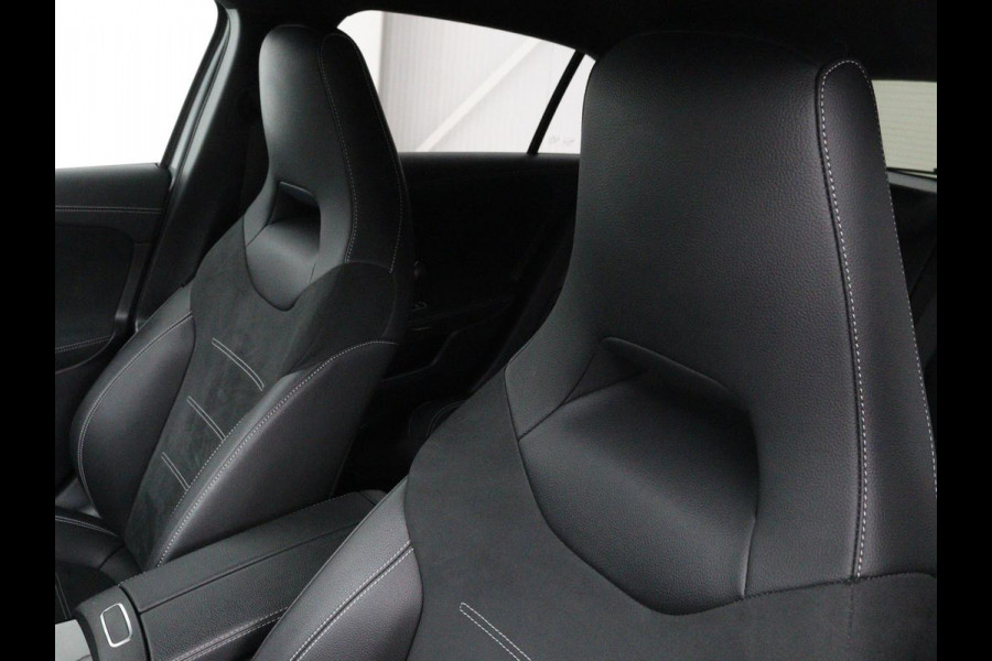 Mercedes-Benz A-Klasse 250 e AMG Line | Widescreen | Camera | Sfeerverlichting | Stoelverwarming | Full-LED | Navigatie | DAB+ | Cruise control