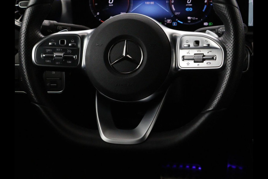 Mercedes-Benz A-Klasse 250 e AMG Line | Widescreen | Camera | Sfeerverlichting | Stoelverwarming | Full-LED | Navigatie | DAB+ | Cruise control