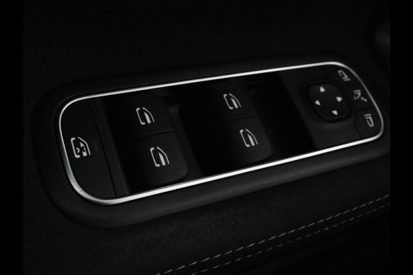 Mercedes-Benz A-Klasse 250 e AMG Line | Widescreen | Camera | Sfeerverlichting | Stoelverwarming | Full-LED | Navigatie | DAB+ | Cruise control