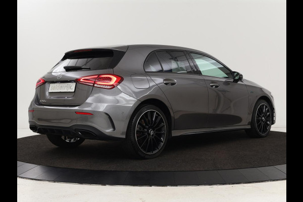Mercedes-Benz A-Klasse 250 e AMG Line | Widescreen | Camera | Sfeerverlichting | Stoelverwarming | Full-LED | Navigatie | DAB+ | Cruise control