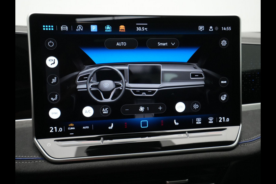 Volkswagen Passat Variant 1.5 eTSI 150pk R-Line Business Panorama Trekhaak Camera Side Assist 227
