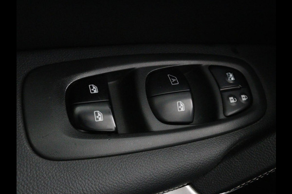 Renault Kadjar 1.2 TCe Bose | 1e eigenaar | Leder | Stoelverwarming | Camera | Cruise control | Trekhaak | Sfeerverlichting | Navigatie | LED