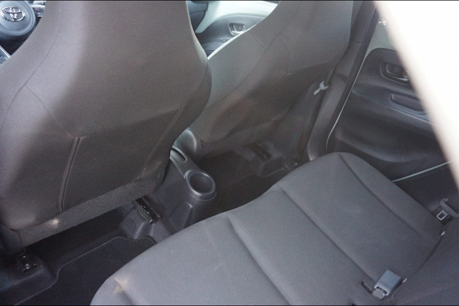 Toyota Aygo X 72PK Pulse AUTOMAAT CARPLAY | STOELVERW. | CAMERA | ADAPTIVE!