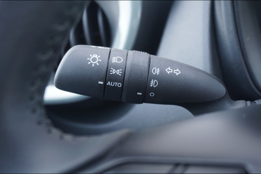 Toyota Aygo X 72PK Pulse AUTOMAAT CARPLAY | STOELVERW. | CAMERA | ADAPTIVE!