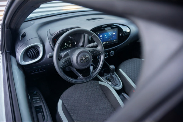 Toyota Aygo X 72PK Pulse AUTOMAAT CARPLAY | STOELVERW. | CAMERA | ADAPTIVE!