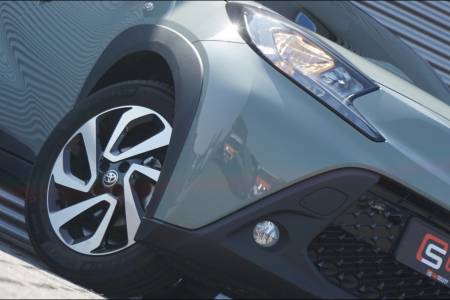 Toyota Aygo X 72PK Pulse AUTOMAAT CARPLAY | STOELVERW. | CAMERA | ADAPTIVE!