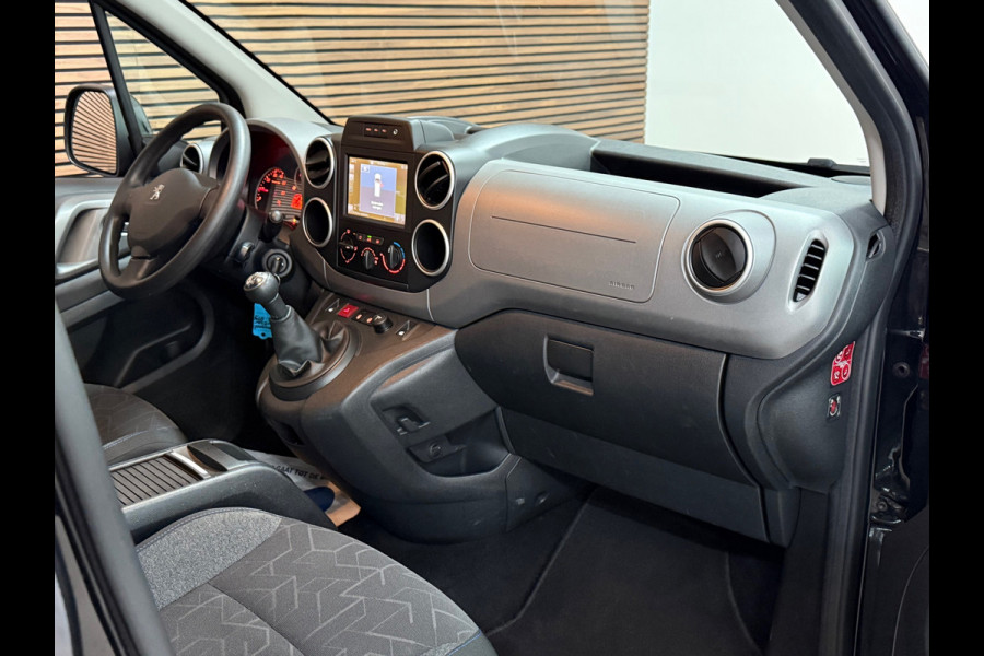 Peugeot Partner Tepee 1.2 PureTech Active | Parkeersensoren | Navigatie | 2x schuifdeur