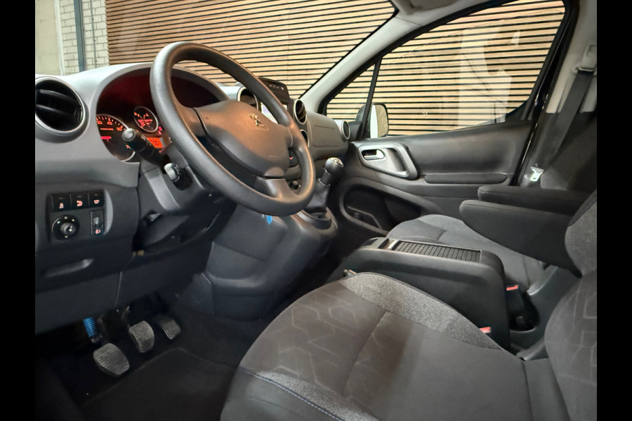 Peugeot Partner Tepee 1.2 PureTech Active | Parkeersensoren | Navigatie | 2x schuifdeur