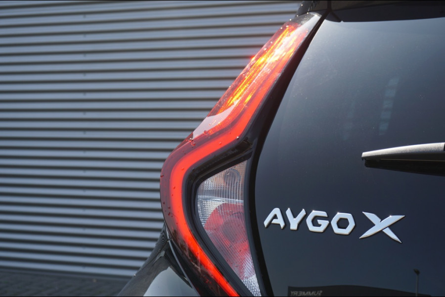Toyota Aygo X 72PK Pulse AUTOMAAT CARPLAY | STOELVERW. | CAMERA | ADAPTIVE!