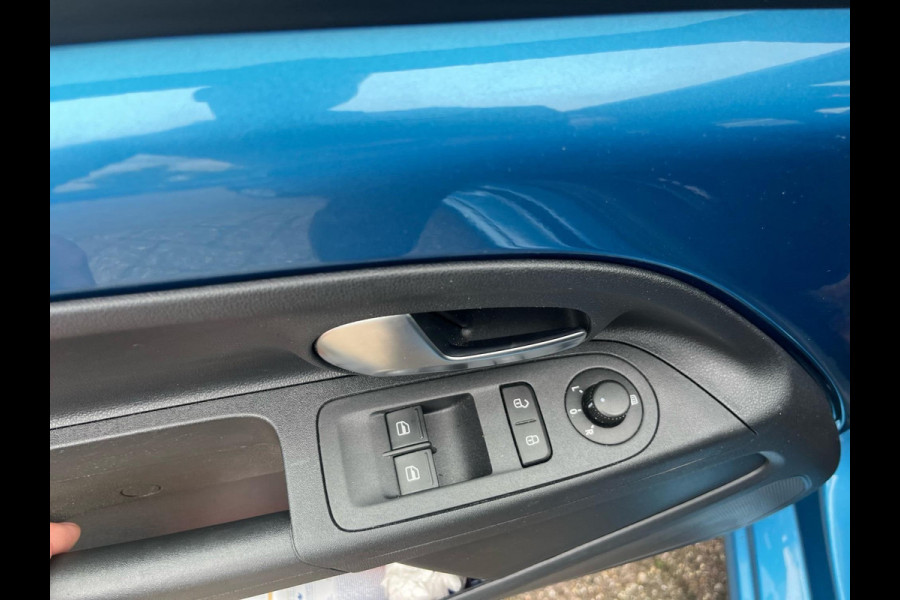 Volkswagen up! 1.0 BMT move up! 60pk Metaal lak | Airco | 5 deurs | Nette auto | Bluetooth