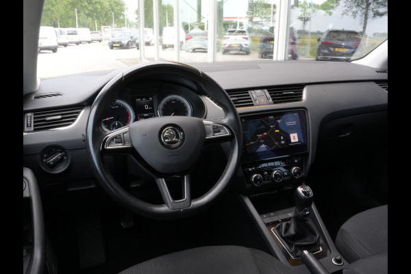 Škoda Octavia Combi 1.5 TSI Greentech Style Business | Navigatie | Climate Control | Led | Stoelverwarming