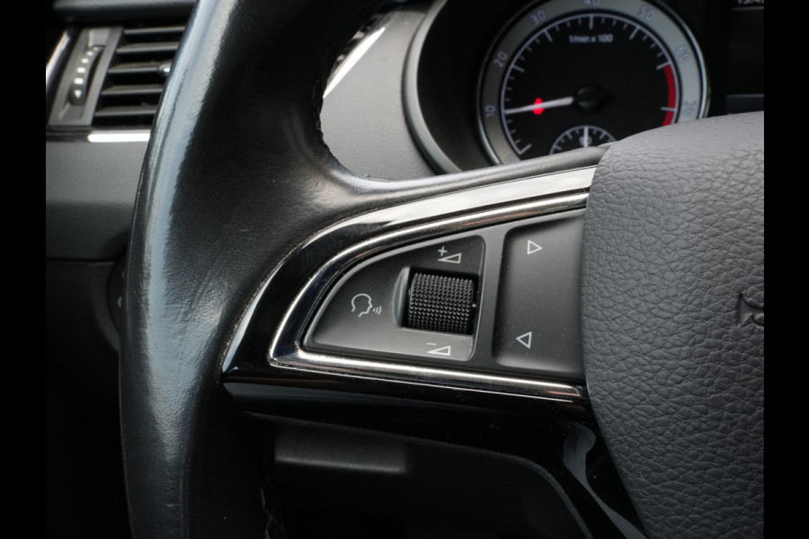 Škoda Octavia Combi 1.5 TSI Greentech Style Business | Navigatie | Climate Control | Led | Stoelverwarming