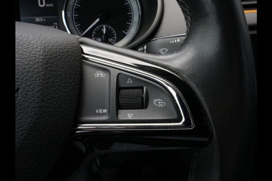 Škoda Octavia Combi 1.5 TSI Greentech Style Business | Navigatie | Climate Control | Led | Stoelverwarming