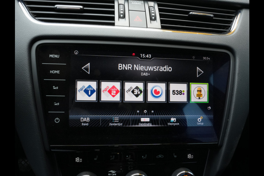 Škoda Octavia Combi 1.5 TSI Greentech Style Business | Navigatie | Climate Control | Led | Stoelverwarming